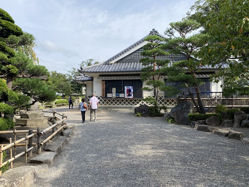 松本城のスタンプ設置場所遠目から