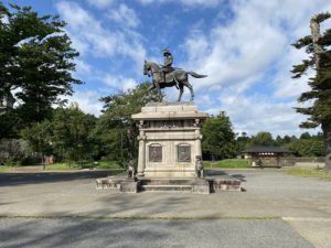仙台城政宗公騎馬像
